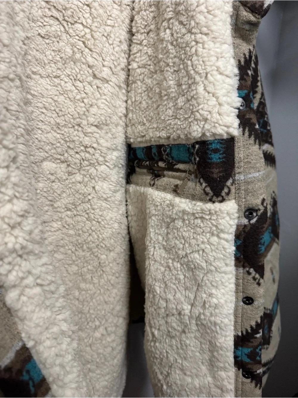 Outback Trading Co Women's Aztec Sherpa Lined Jacket - Picture 4 of 6